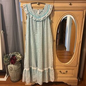 Andrade Honolulu Vintage Nightgown